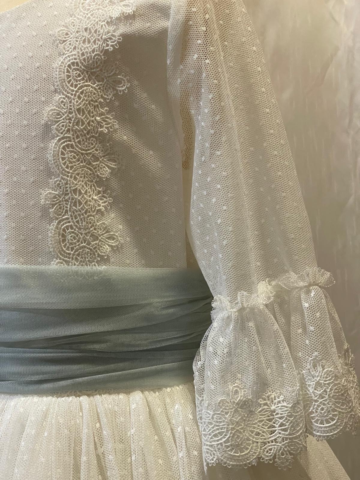Vestido 5621 talla 9/110 - Imagen 3