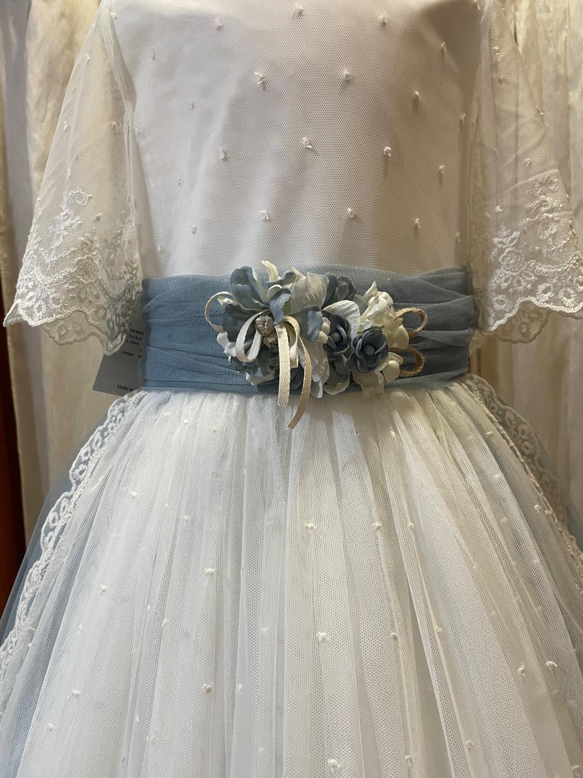 Vestido 6608 talla 11/120 - Imagen 2